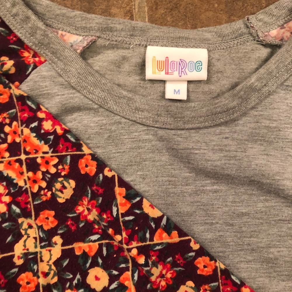 LulaRoe Randy! Fall print - Picture 2 of 2